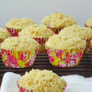 Raspberry lemonade muffins