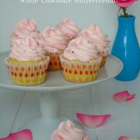 White Chocolate Rose Cupcakes