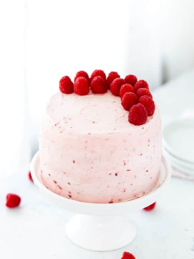 Vanilla Bean Cake With Raspberry Filling A Classic Twist 8233