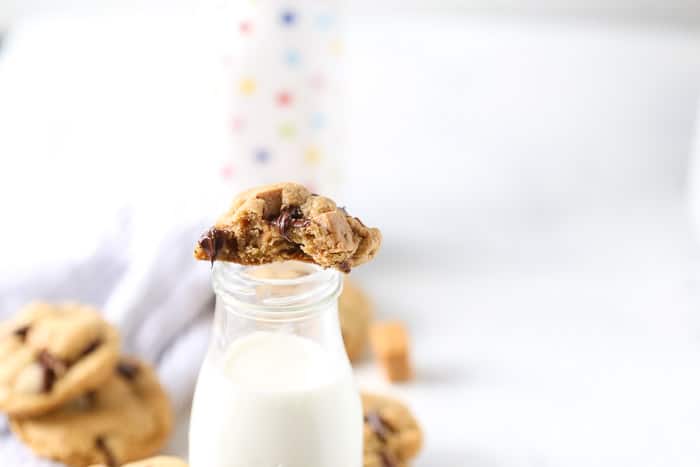 Brown Butter Salted Caramel Chocolate Chip Cookies 