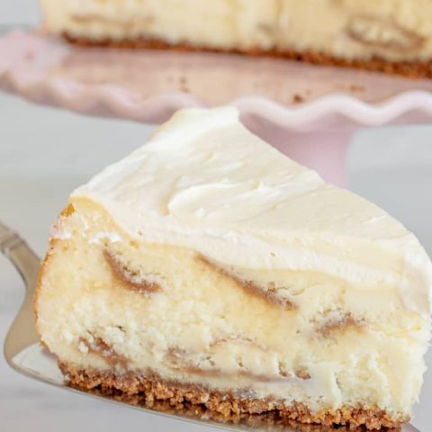 White Chocolate Biscoff Cheesecake