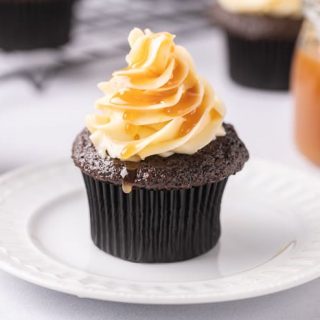 Dark chocolate salted caramel cupcakes