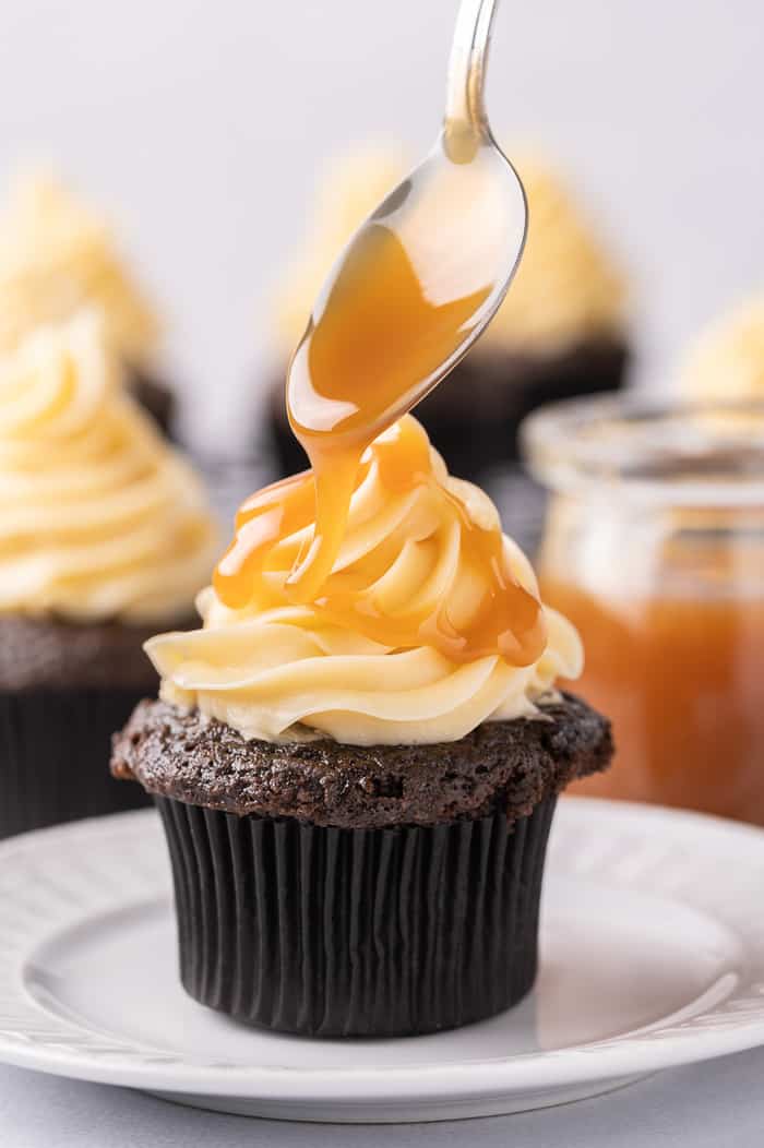 Dark chocolate salted caramel cupcakes