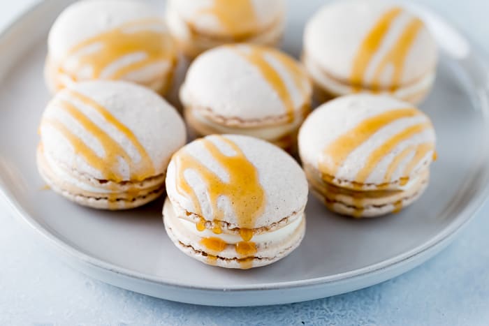 salted caramel apple macarons