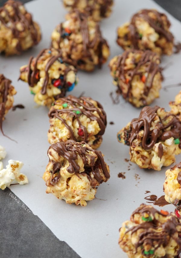 Hot Chocolate Popcorn Balls - The perfect homemade food gift to give for the holidays! | Recipe from BlahnikBaker.com #shop