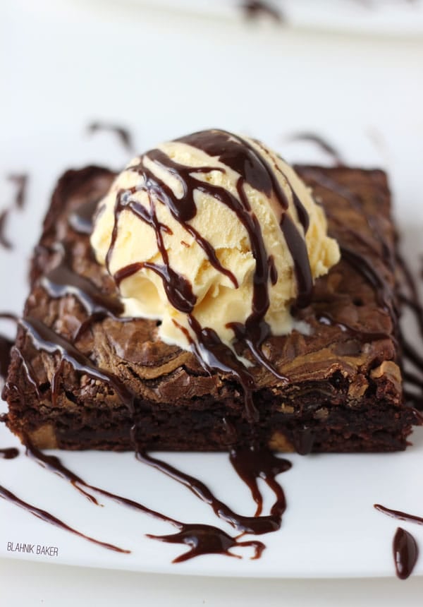 hot fudge peanut butter swirl brownie sundae