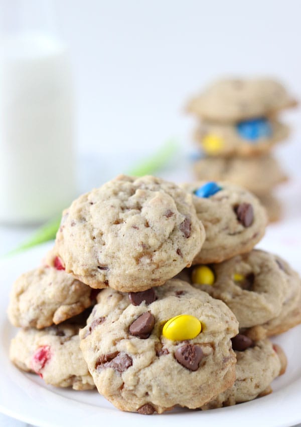 Spiced M&M Toffee Cookies- soft and spiced cookies with crunchy bits of toffee