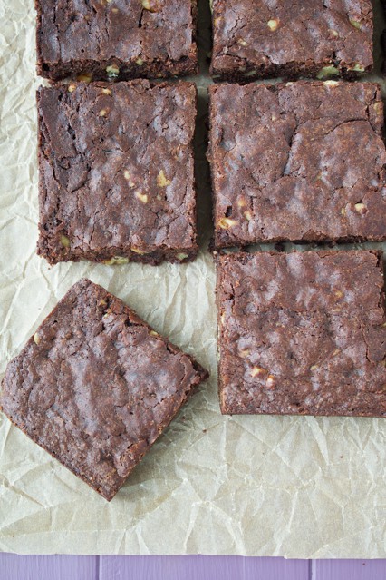 Brown Butter Walnut Brownies - thick and chewy on the inside with a fudgy topping