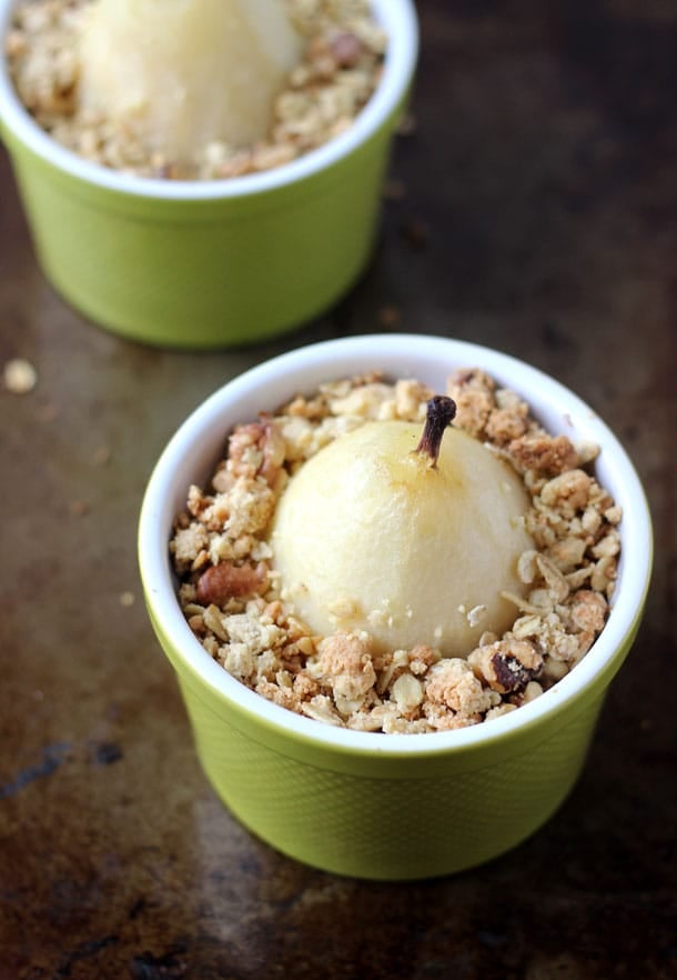 Poached in spiced cider and white wine, this beautiful pear crumble is an absolute easy and satisfying winter dessert! 