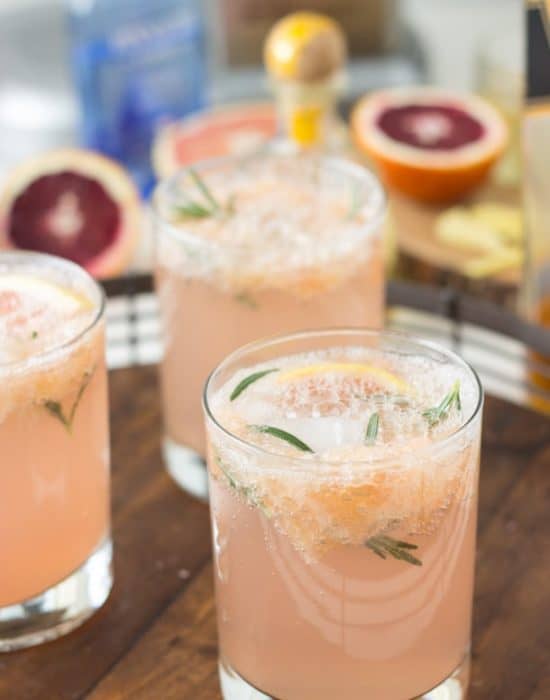 Sparkling Grapefruit Cocktails - Get Recipes for 2 delicious brunch cocktails on BlahnikBaker.com