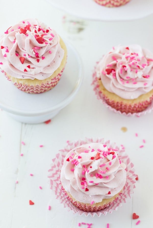 vanilla cupcakes with strawberry frosting