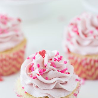 Vanilla Cupcakes with Strawberry Mascarpone Frosting