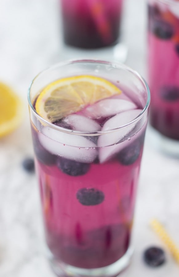 This Sparkling Blueberry Lemonade recipe is an easy refreshing fruity lemonade that will keep you cool all summer long.