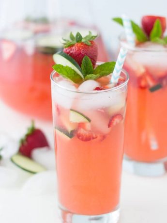 Strawberry Cucumber Limeade- refreshing sparkling lemonade