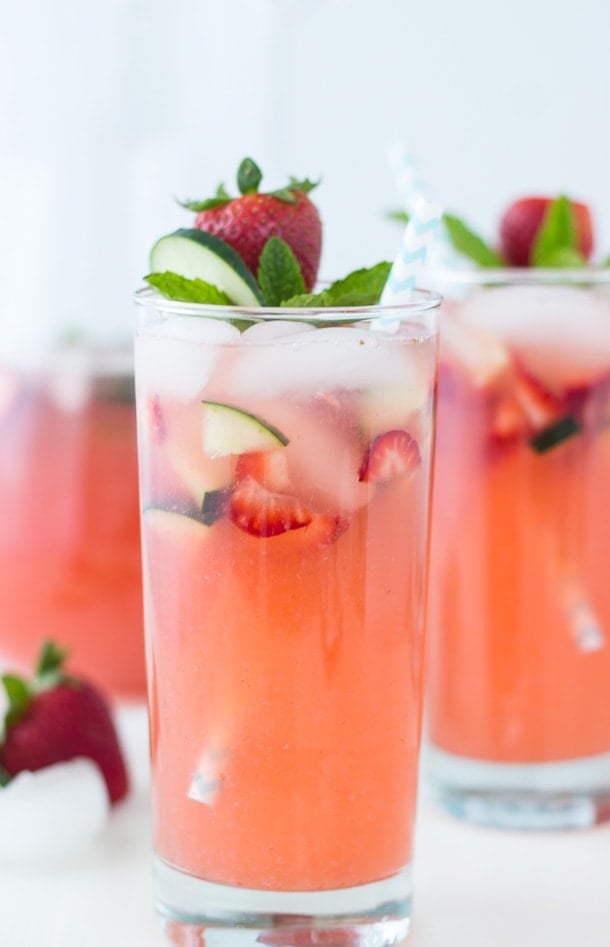 Strawberry Cucumber Limeade- a refreshing sparkling limeade perfect for any summer picnic
