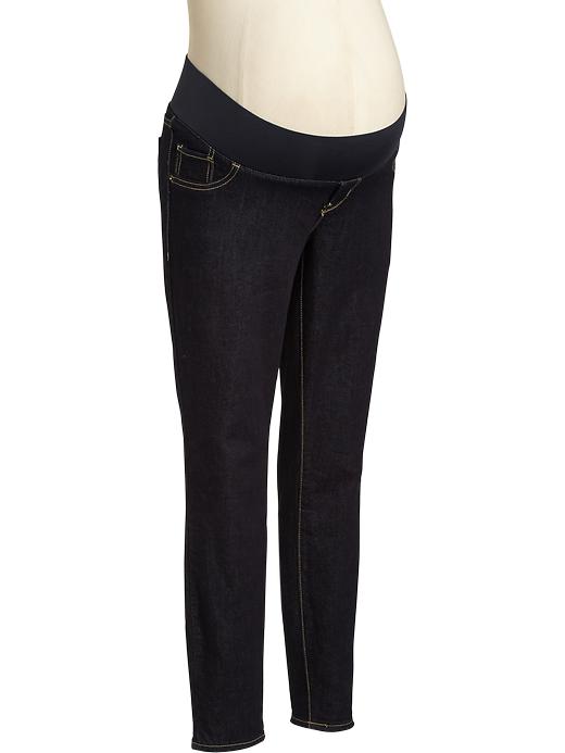 Fashion Fridays: The Best Maternity Jeans for Curvy Girls - A Classic Twist