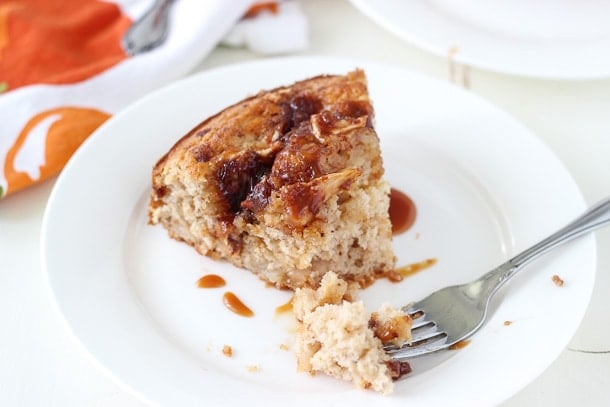 Caramel Apple Crumb Cake