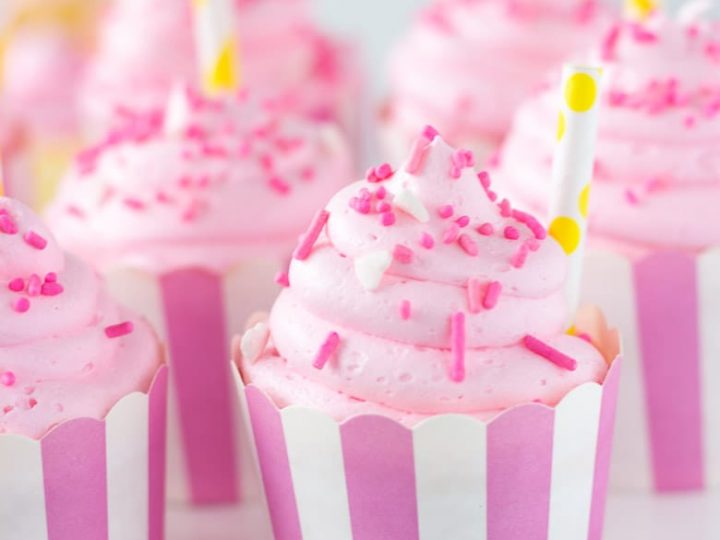Pink-Lemonade-Cupcakes-3-