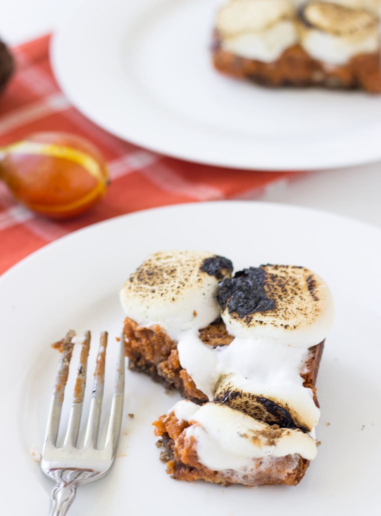 These pumpkin pecan pie bars are your favorite pumpkin pecan pie in a bar form. 