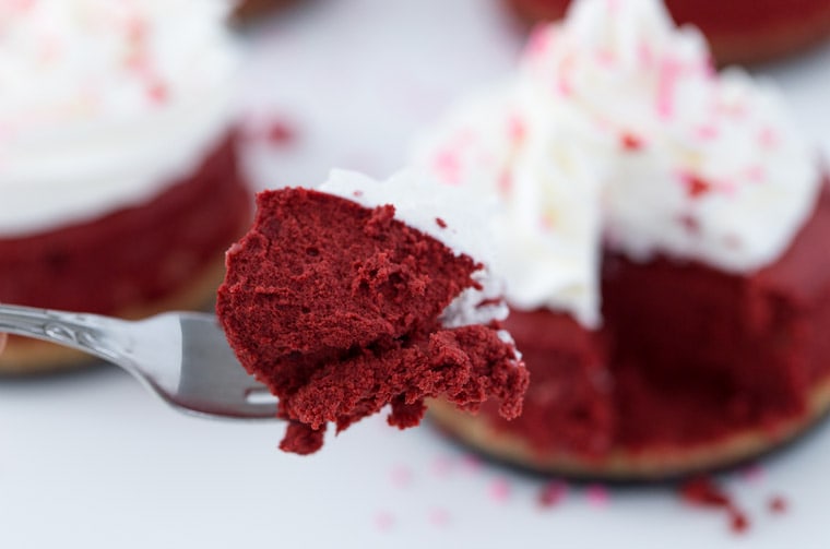 Mini Red Velvet Cheesecake - rich and creamy recipe