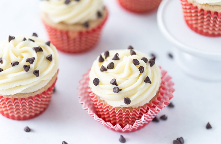 Cannoli Cupcakes