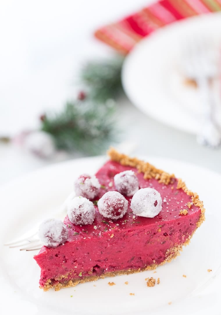 A luscious cranberry curd in a spicy gingerbread crust makes this cranberry lime pie a great holiday dessert. 