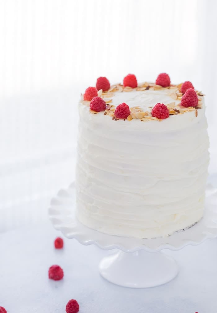 White Chocolate Raspberry Cake - The Itsy-Bitsy Kitchen