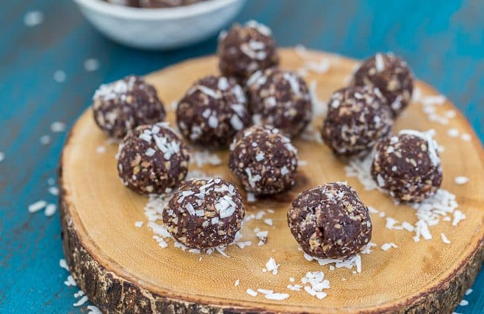 These brownie energy bites use only 5 ingredients. They are hearty, indulgent and will fuel your mid-afternoon cravings. Dairy-free, vegan, gluten free.