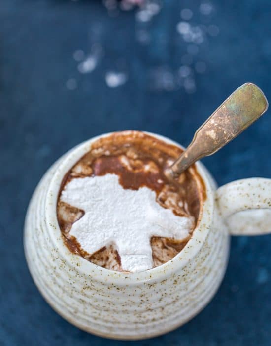 hot chocolate with cardamon marshmallows