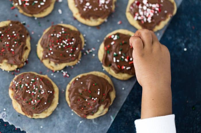 chocolate chip cookies with chocolate frosting