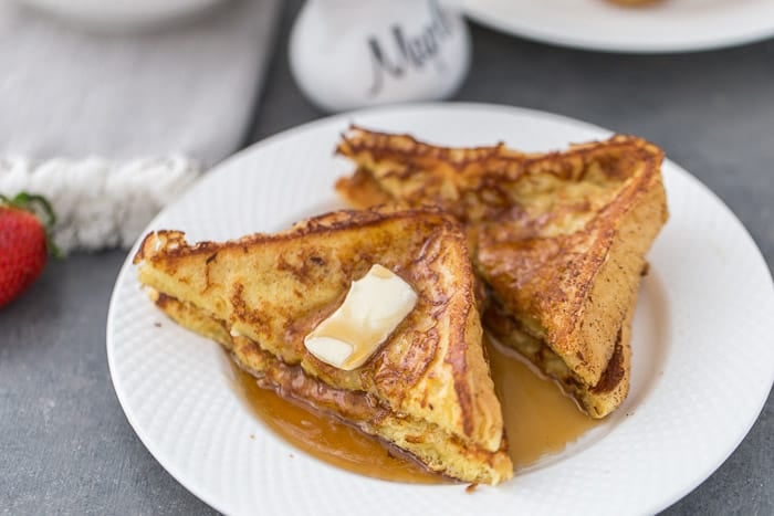 There's nothing more comforting than a classic french toast recipe. My favorite recipe is easy and will be your go-to in no minute. 