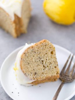 Lemon Poppy Seed Bundt Cake