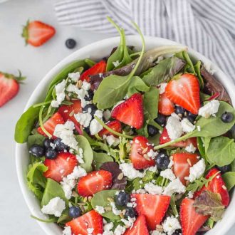 Mixed Berry Salad with Goat Cheese