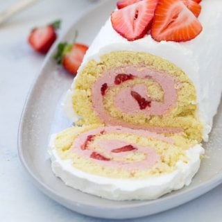 strawberry roll cake