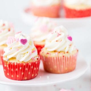 Vanilla Bean Buttermilk Cupcakes