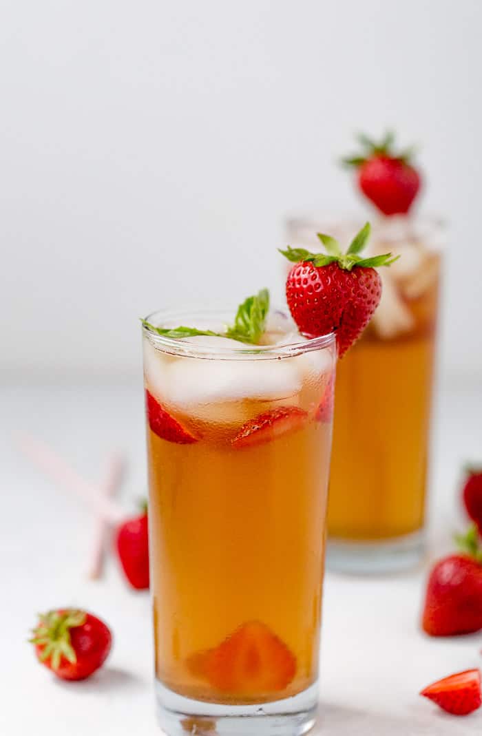 Refreshing Homeade Strawberry Basil Iced Tea A Classic Twist   Strawberry Basil Iced Tea 1 