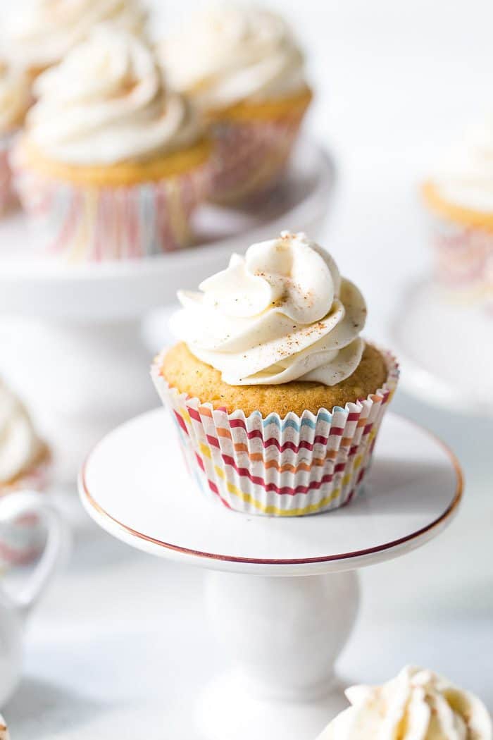 Cinnamon Cupcakes with Maple Frosting 