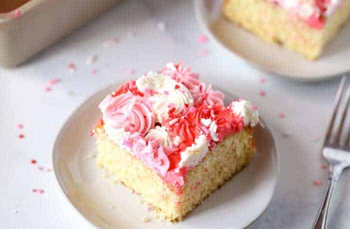 valentine's heart sheet cake