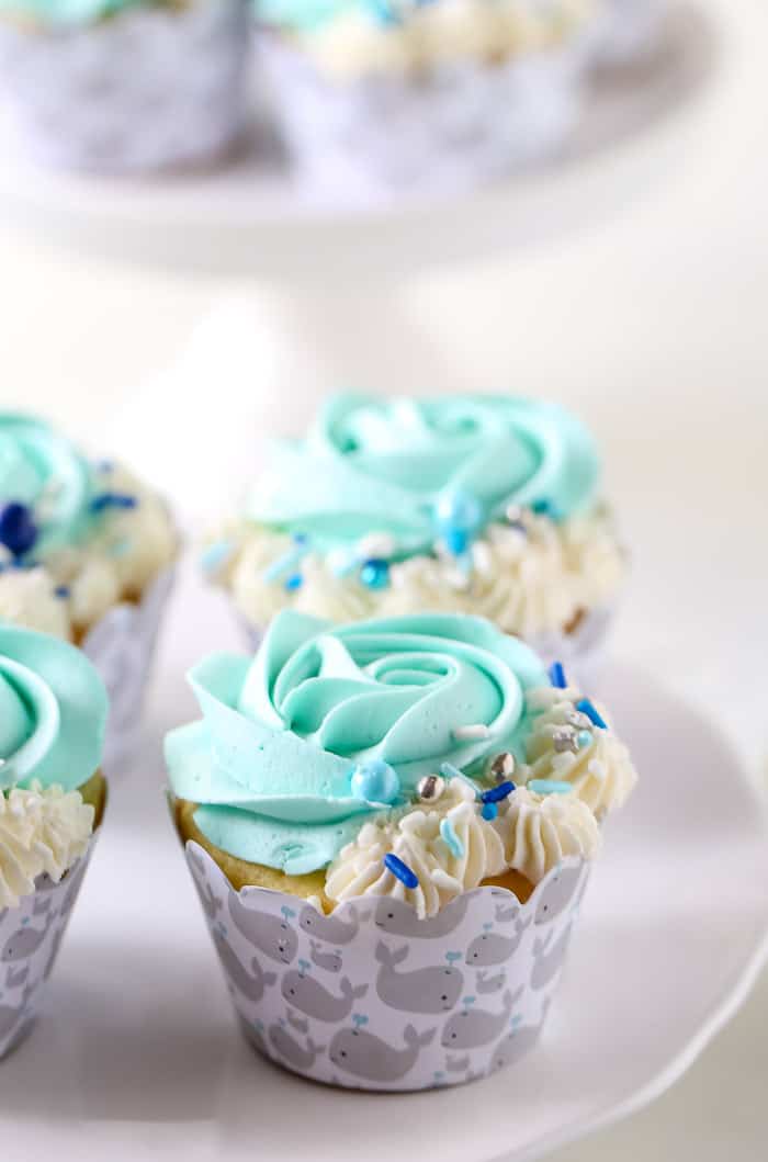 boy-birthday-cupcakes-a-classic-twist