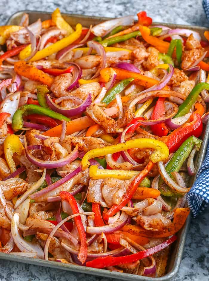 Easy Chicken Fajitas Recipe - Sheet Pan Dinner Recipe