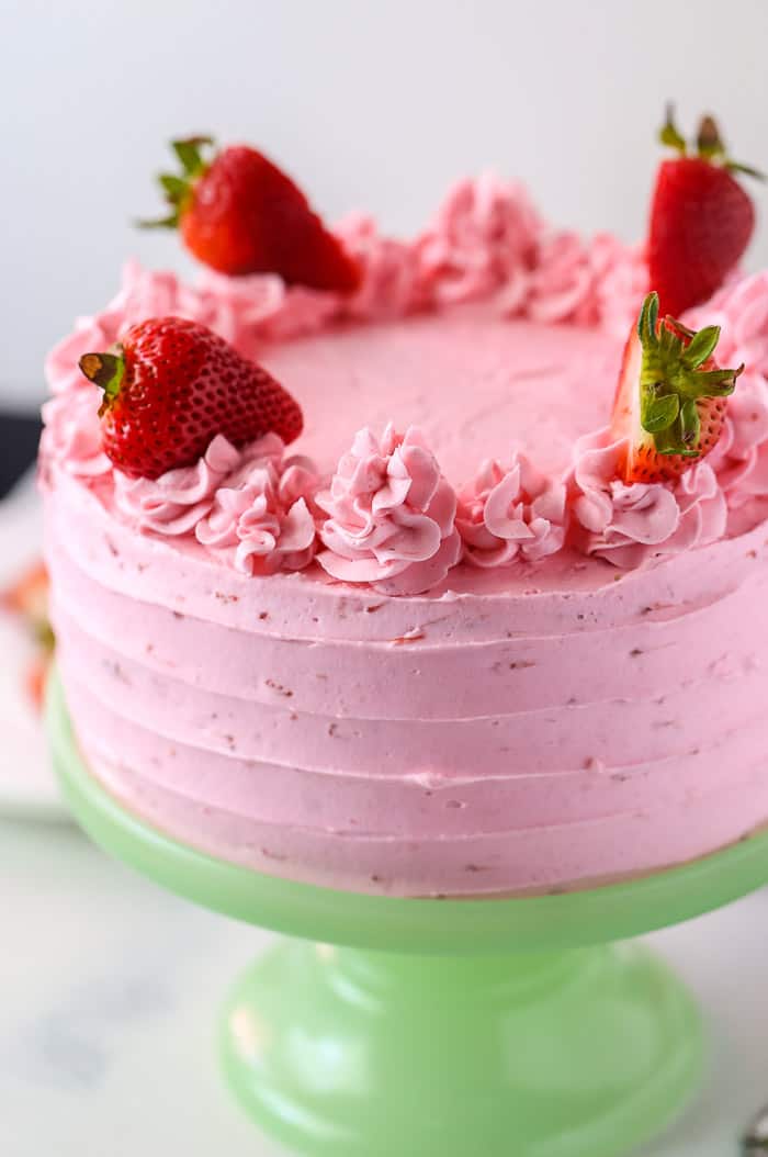 Fresh Strawberry Cake with Strawberry Frosting