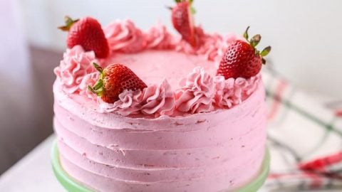 strawberry sheet cake decoration