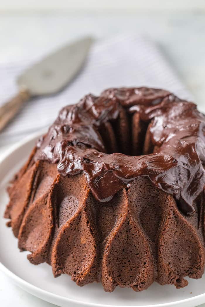 Mini Classic Chocolate Bundt Cakes - Recipes