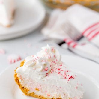 No-Bake Peppermint White Chocolate Pie