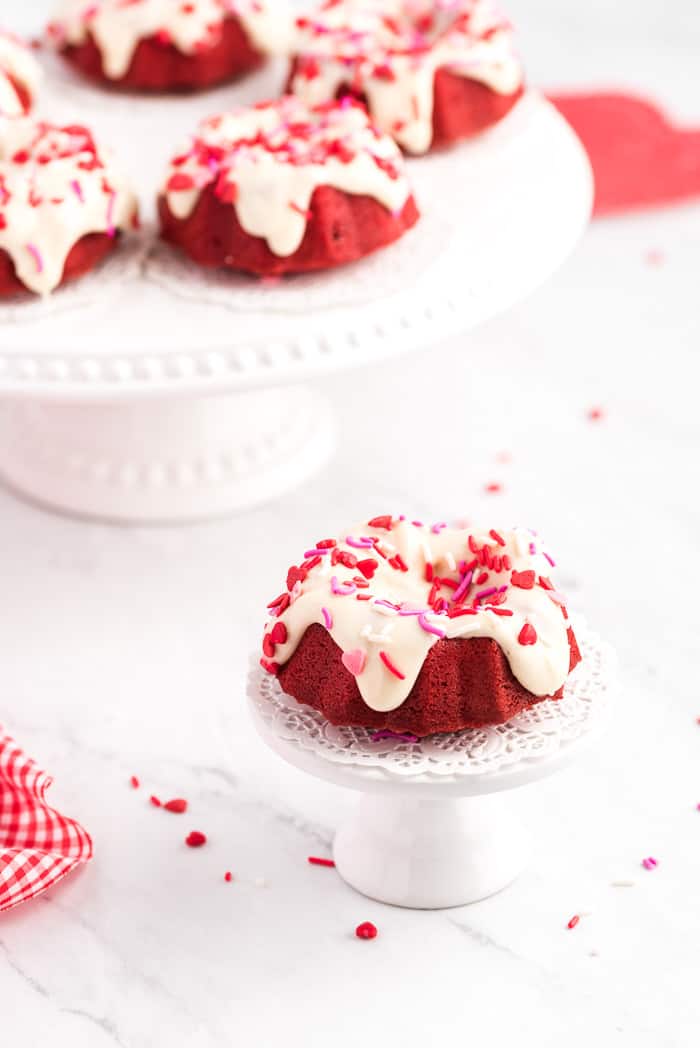 Mini Red Velvet Bundt Cakes