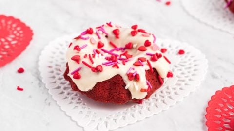 New Day Red Velvet Mini Bundt Cake, 32034 (23017835)