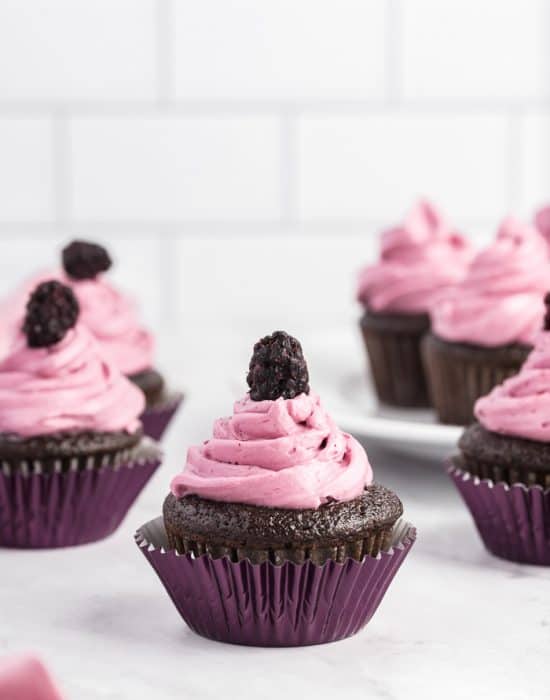 Vanilla Cupcakes with Cream Cheese Frosting