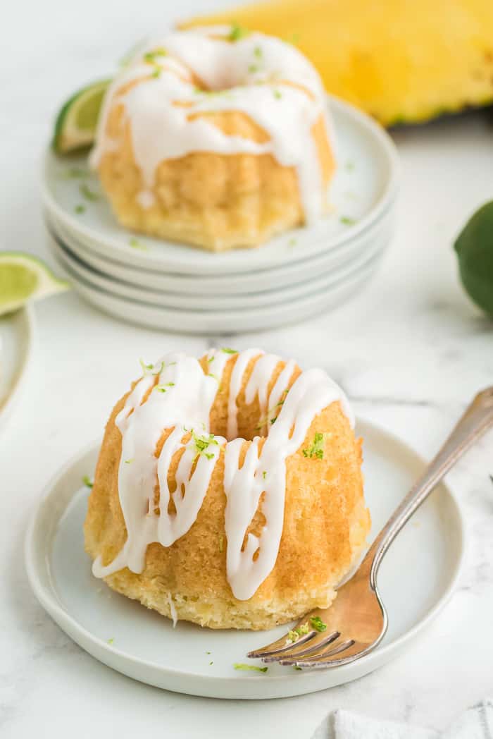 Mini Pineapple Lime Mojito Cakes