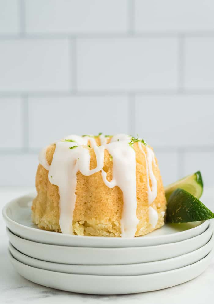 Mini Pineapple Lime Mojito Cakes A Classic Twist