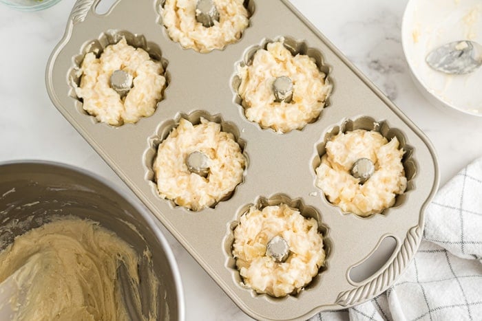 Mini Pineapple Lime Mojito Cakes